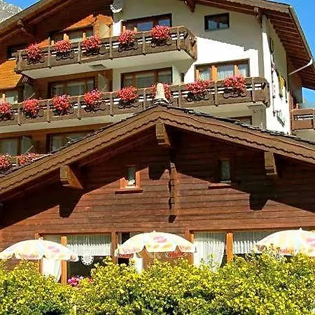 Adler 2* Saas-Grund